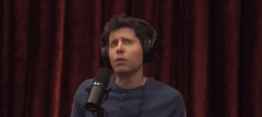 샘 알트먼의 초상과 비트코인 로고가 어우러진 미래 지향적 AI 디지털 금융 컨셉 이미지